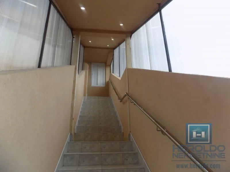 Sale, office space, 360m², Paraćin, Srbija