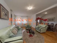 Izdavanje, trosoban stan, 75m², Savski Venac, Beograd - image 1