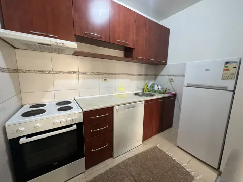 Prodaja, jednosoban stan, 41m², Stari Aerodrom, Podgorica - image 5