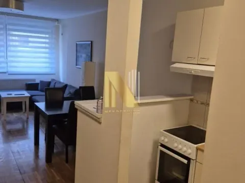 Izdavanje, jednosoban stan, 45m², Centar, Novi Sad - image 8