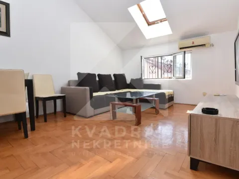 Stan in Stari Aerodrom