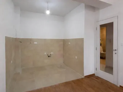 Prodaja, jednosoban stan, 45m², Zabjelo, Podgorica - image 4