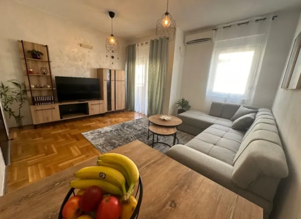 Izdavanje, jednosoban stan, 45m², Zabjelo, Podgorica