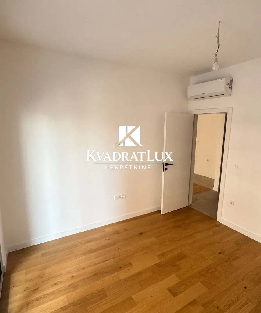 Sale, one bedroom apartment, 53m², Centar, Bar