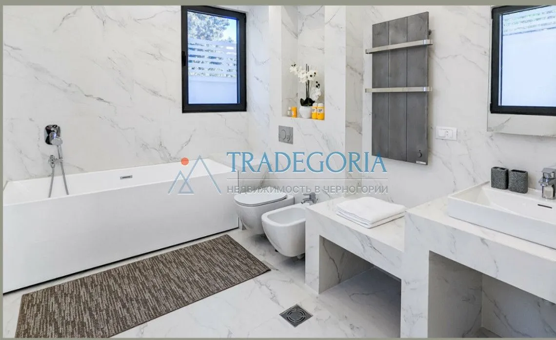 Prodaja, kuća, 365m², Utjeha, Ulcinj