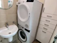 Izdavanje, dvosoban stan, 64m², City Kej, Podgorica - image 4