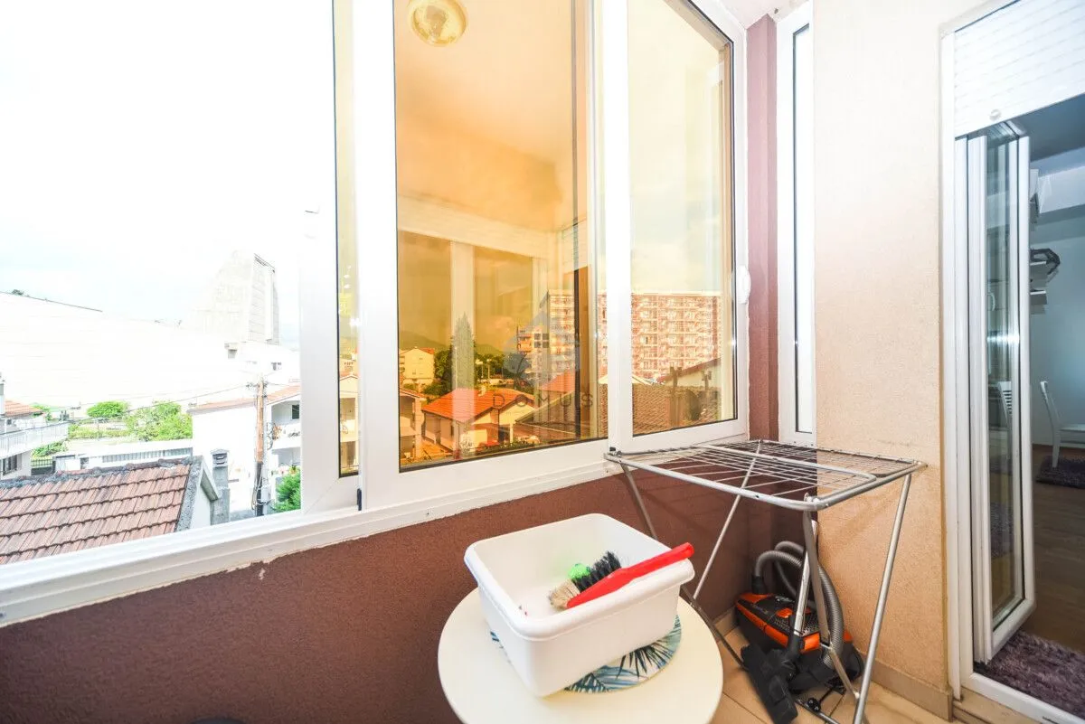 Rent, one bedroom apartment, 45m², Stari Aerodrom, Podgorica