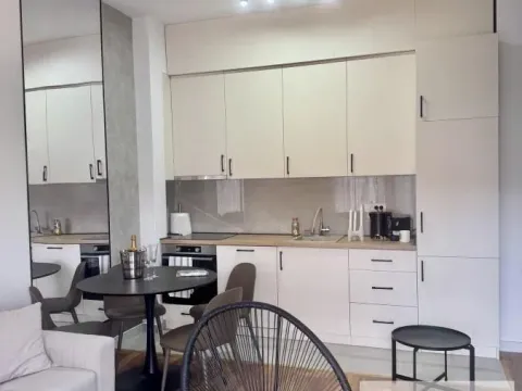 Prodaja, trosoban stan, 65m², Čukarica, Beograd