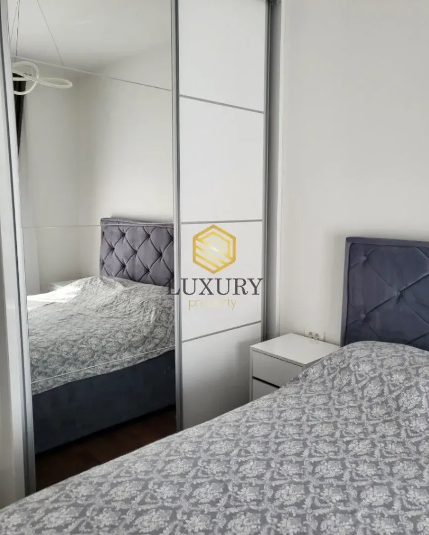 Izdavanje, jednosoban stan, 44m², Central Point, Podgorica