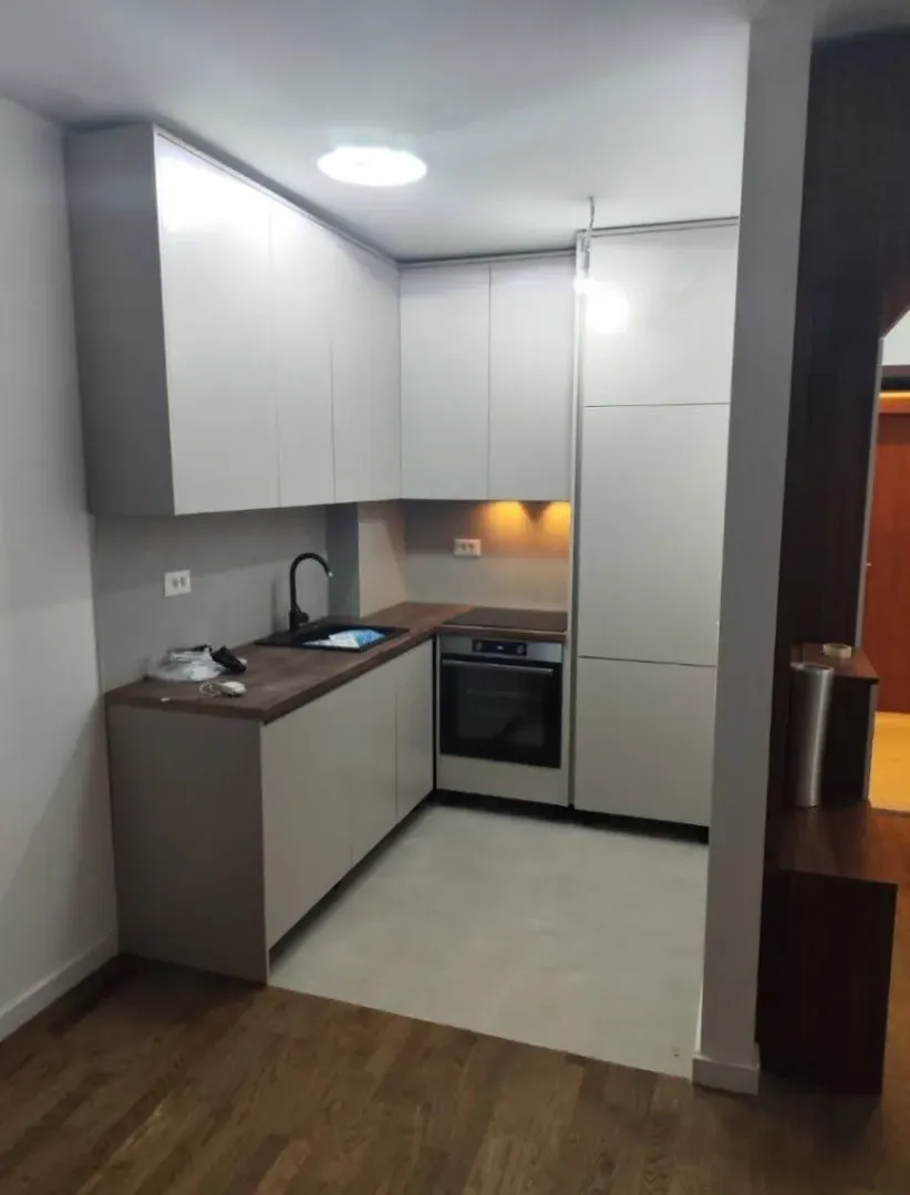 Izdavanje, jednosoban stan, 45m², Stari Aerodrom, Podgorica
