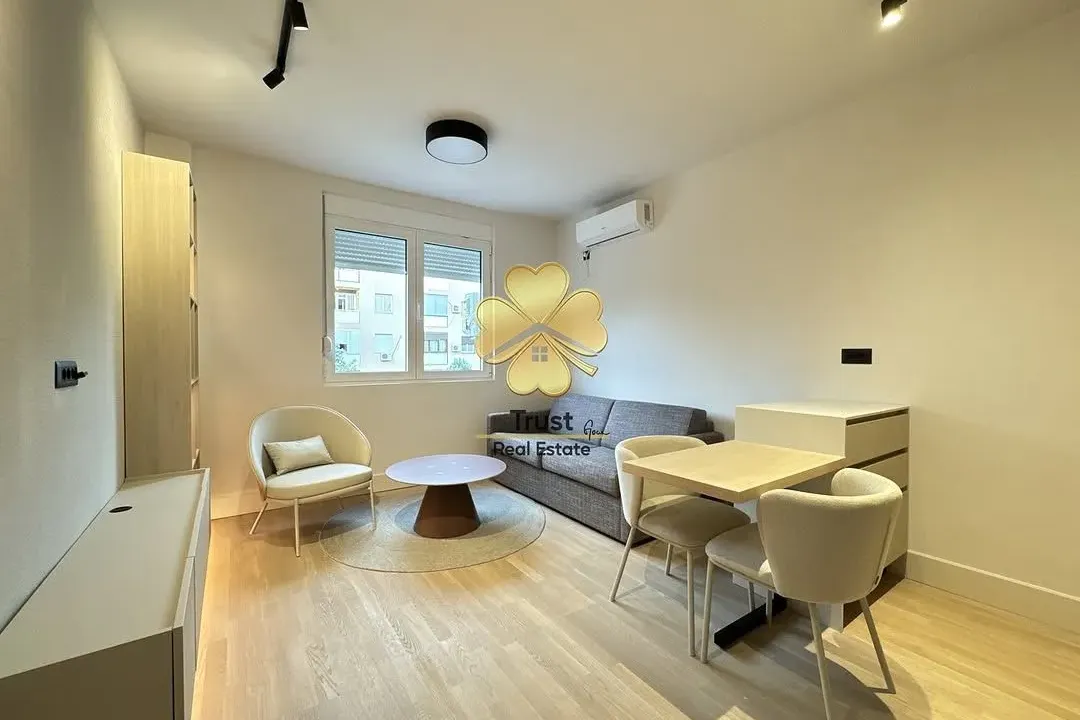 Izdavanje, jednosoban stan, 45m², Preko Morače, Podgorica