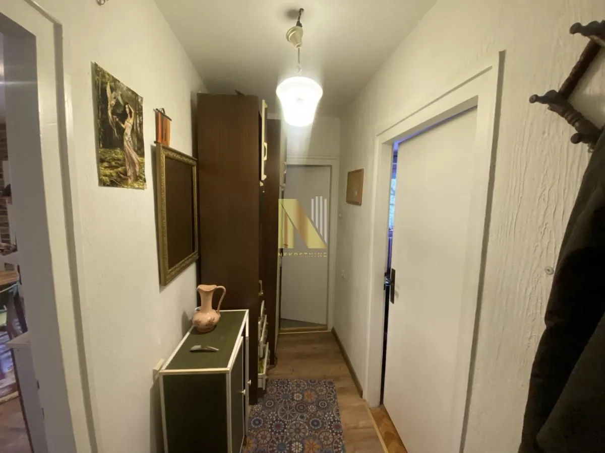 Prodaja, jednosoban stan, 41m², Sajmište, Novi Sad
