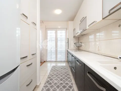 Rent, two bedroom apartment, 73m², Dalmatinska ulica, Podgorica - image 4