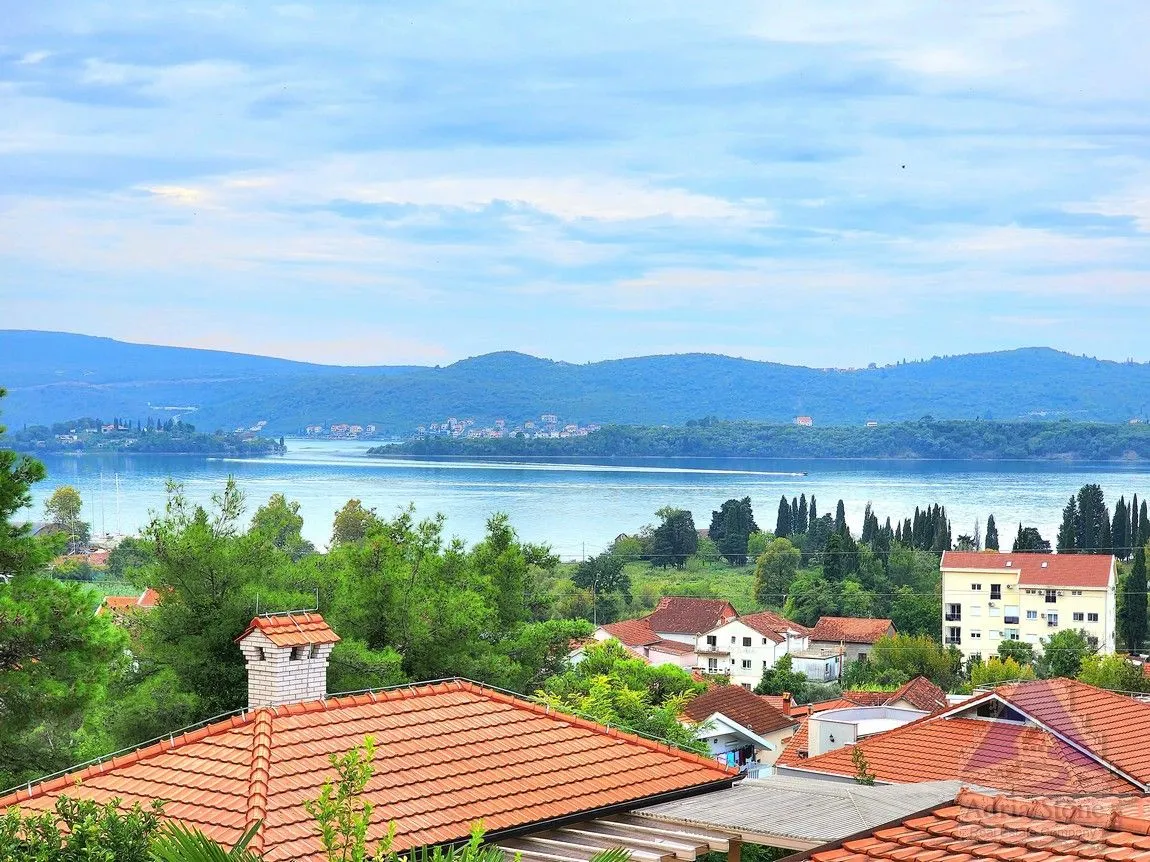 Prodaja, kuća, 168m², Marići, Tivat