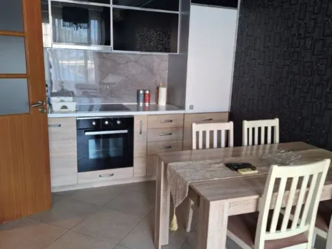 Izdavanje, jednosoban stan, 58m², Centar, Tivat - image 5