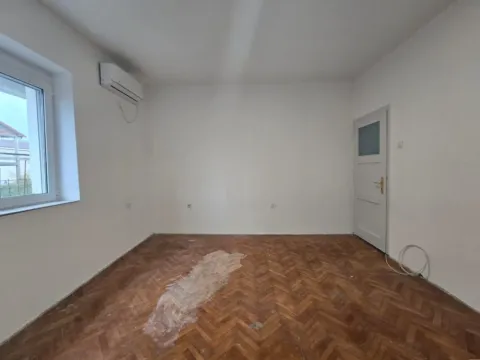 Izdavanje, jednosoban stan, 49m², Masline, Podgorica - image 4