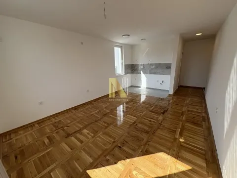 Prodaja, garsonjera, 29m², Telep, Novi Sad Sve Podlokacije