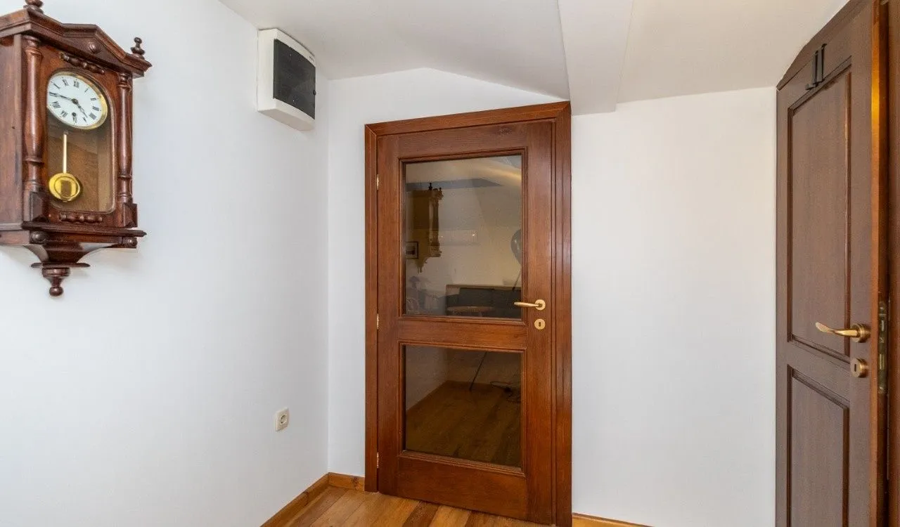 Prodaja, kuća, 200m², Tološi, Podgorica