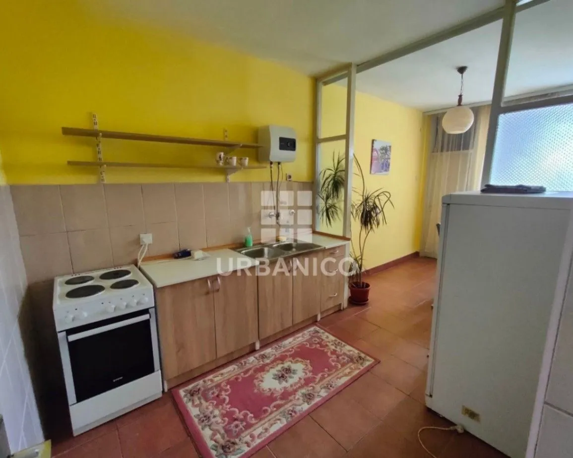 Izdavanje, dvosoban stan, 70m², Gintaš, Podgorica