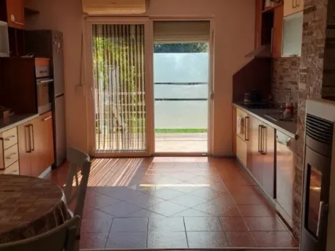 Prodaja, kuća, 143m², Vranići, Podgorica - image 6