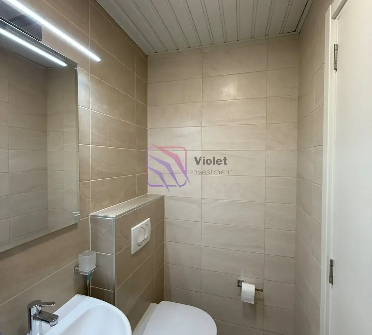 Izdavanje, dvosoban stan, 65m², City Kej, Podgorica
