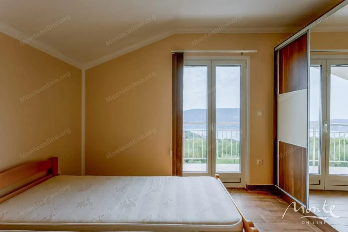 Prodaja, kuća, 410m², Podi, Herceg Novi
