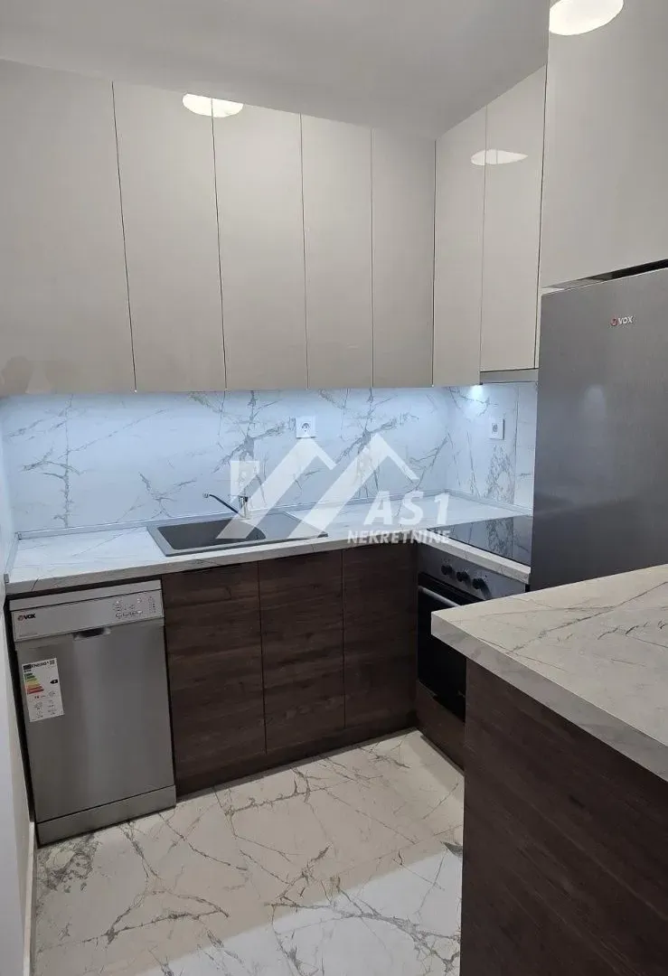 Rent, three bedroom apartment, 60m², Avijatičarsko naselje, Novi Sad Sve Podlokacije