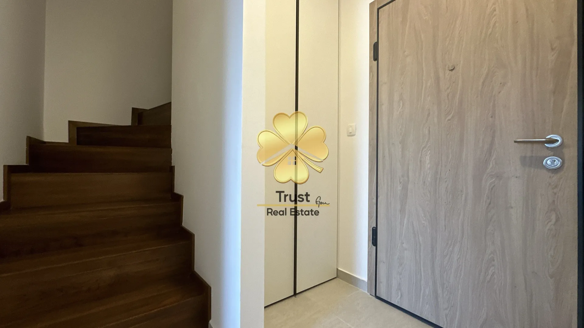Rent, four bedroom apartment, 127m², Master Kvart, Podgorica