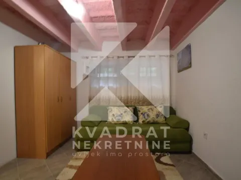 Izdavanje, garsonjera, 30m2, Centar, Podgorica Izdavanje, garsonjera, 30m2, Centar, Podgorica