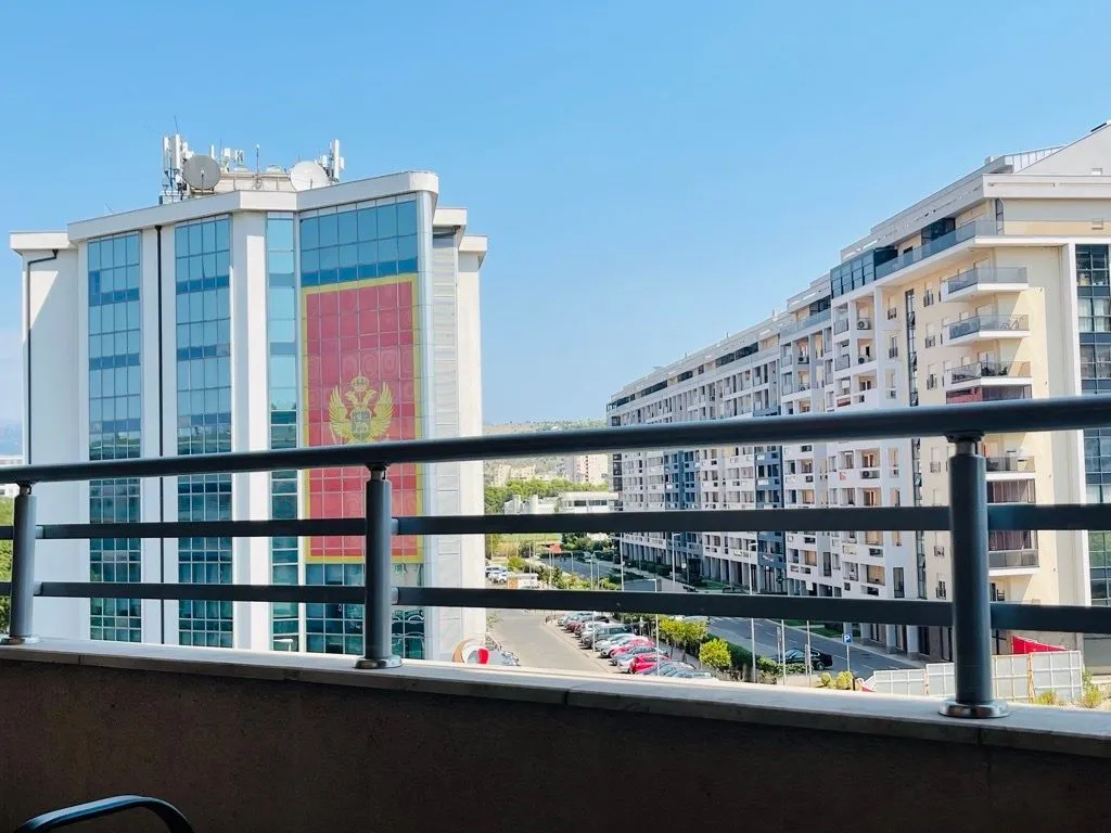 Izdavanje, garsonjera, 33m², City Kvart, Podgorica