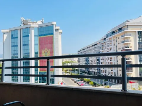 Izdavanje, garsonjera, 33m², City Kvart, Podgorica - image 12