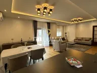 Izdavanje, dvosoban stan, 120m², City Kvart, Podgorica - image 7