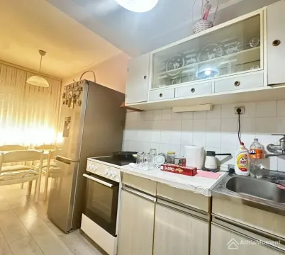 Prodaja, dvosoban stan, 67m², Centar, Tivat - image 4
