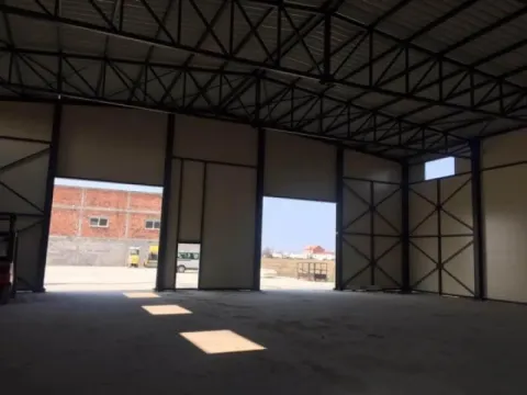 Izdavanje, poslovni prostor, 1700m², Zemun Ugrinovci, Zemun Sve Podlokacije - image 10