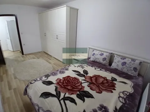 Izdavanje, trosoban stan, 63m², Centar, Jagodina - image 6
