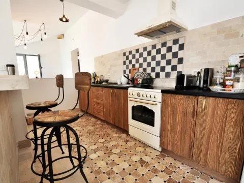 Prodaja, dvosoban stan, 200m², Risan, Kotor - image 5