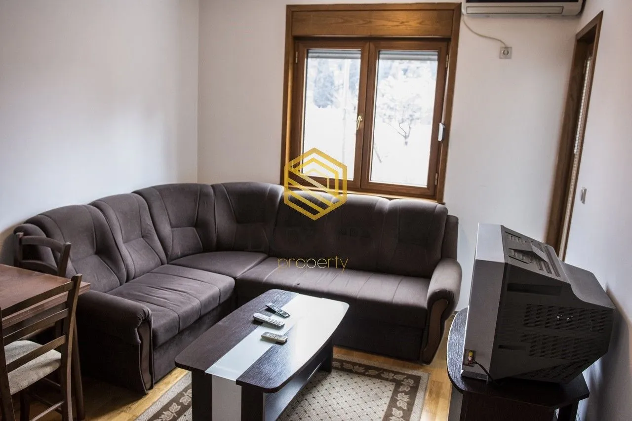 Izdavanje, jednosoban stan, 33m², Baston, Podgorica