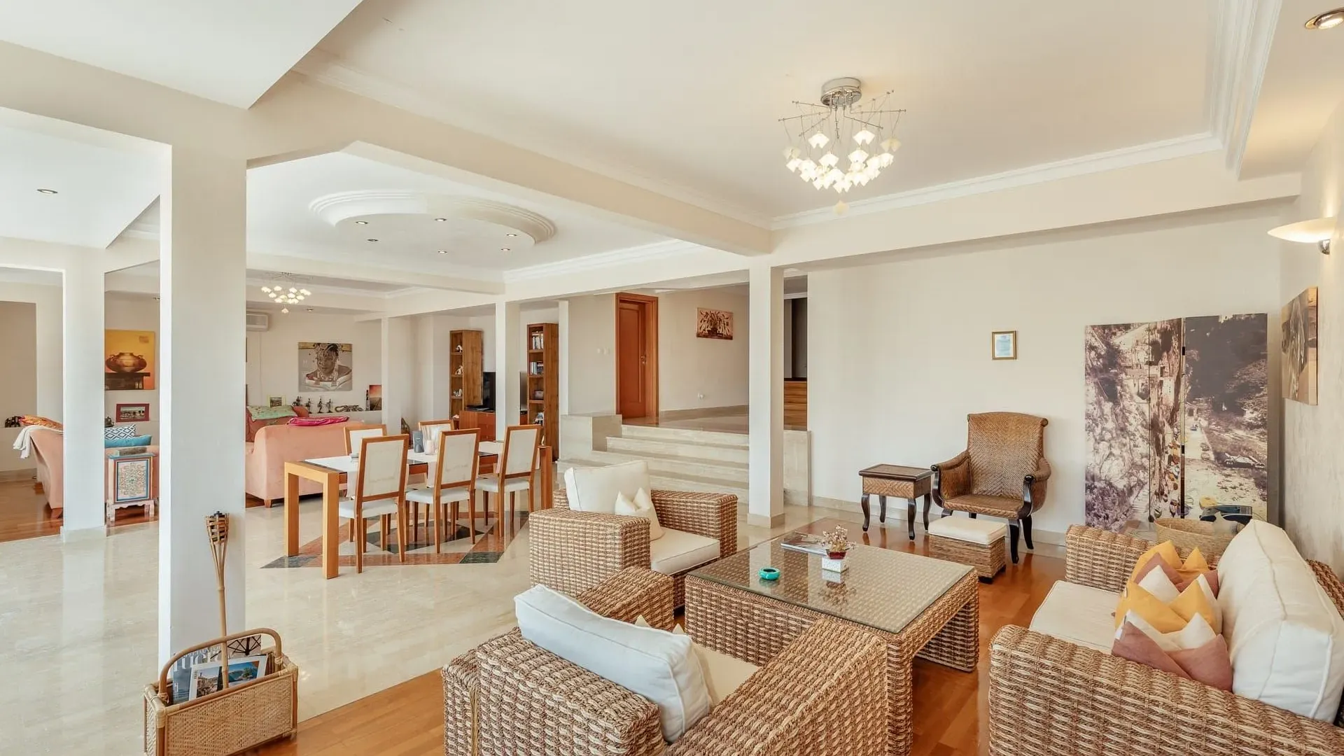 Prodaja, trosoban stan, 244m², Centar, Herceg Novi