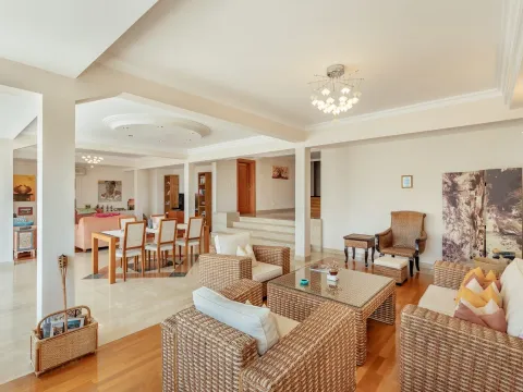 Sale, three bedroom apartment, 244m², Centar, Herceg Novi - image 5