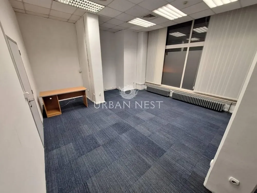 Izdavanje, poslovni prostor, 35m², Južni Bulevar, Vračar Sve Podlokacije