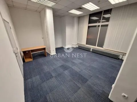 Izdavanje, poslovni prostor, 35m², Južni Bulevar, Vračar Sve Podlokacije - image 4