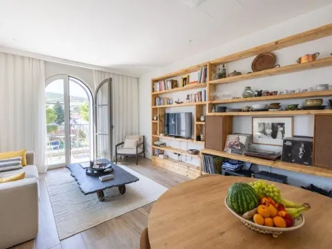 Sale, two bedroom apartment, 80m², Tivat, Crna Gora