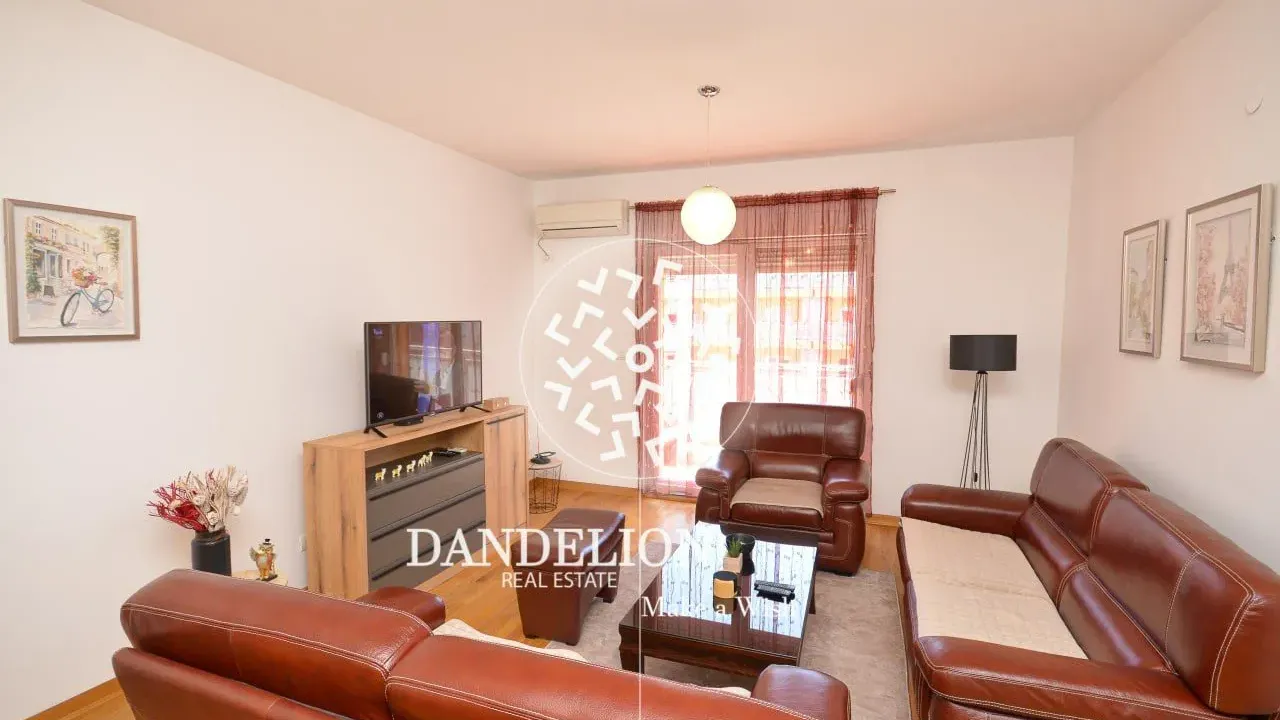 Izdavanje, jednosoban stan, 54m², City Kvart, Podgorica