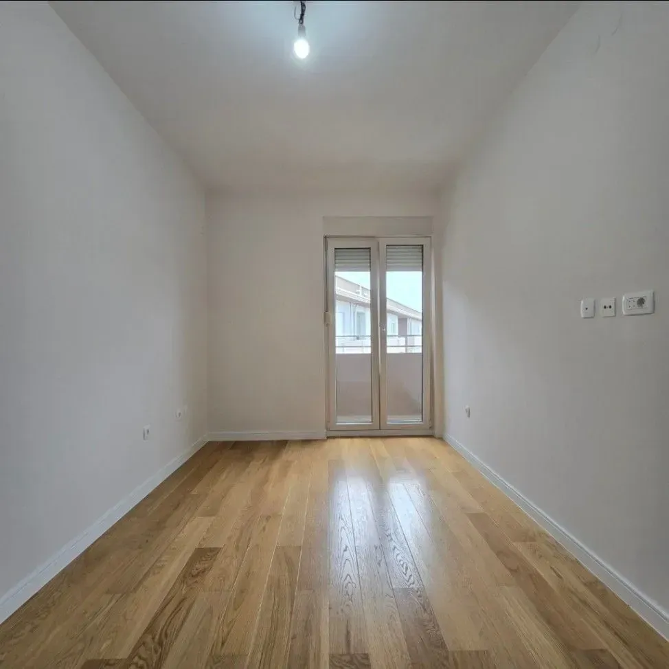 Prodaja, jednosoban stan, 40m², Central Point, Podgorica