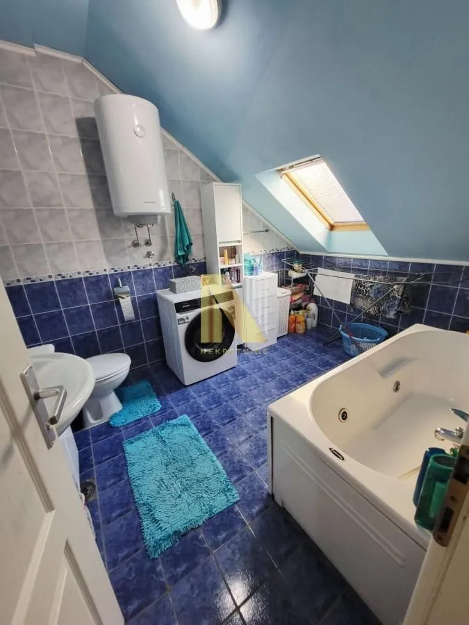 Prodaja, trosoban stan, 77m², Telep, Novi Sad Sve Podlokacije