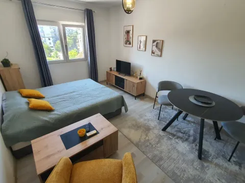 Rent, studio apartment, 26m², Malo Brdo, Podgorica - image 4