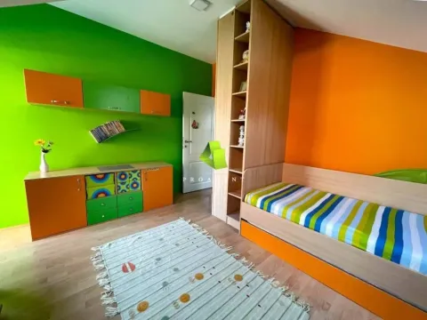 Prodaja, kuća, 400m², Pantelej, Niš - image 8