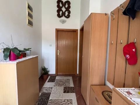 Sale, house, 400m², Glavica, Danilovgrad - image 12