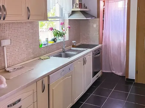 Sale, house, 210m², Donja Gorica, Podgorica - image 5