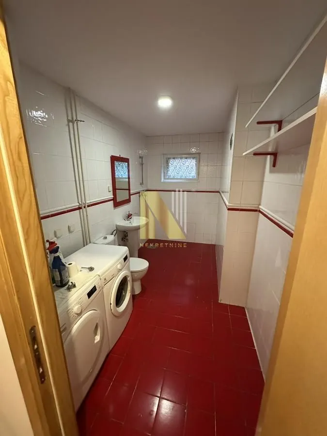 Izdavanje, dvosoban stan, 59m², Stari grad, Novi Sad